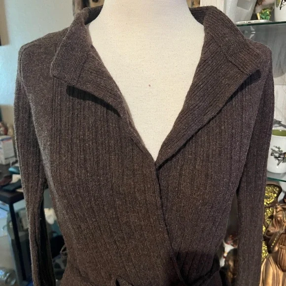 Marc Jacobs Lambs Wool Dark Brown Knitwear Cardigan with leather buttons size M - Picture 5 of 13
